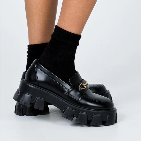 Princess Polly Women’s Sz 6 PENNY LANE PLATFORM LOAFERS Chunky Slide On - BLACK - Picture 4 of 15